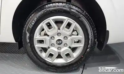 Hyundai Staria 2025 2.2 гидро в Москве № 2049748, миниатюра 6