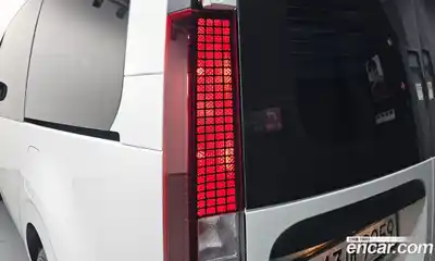 Hyundai Staria 2025 2.2 гидро в Москве № 2049748, миниатюра 8