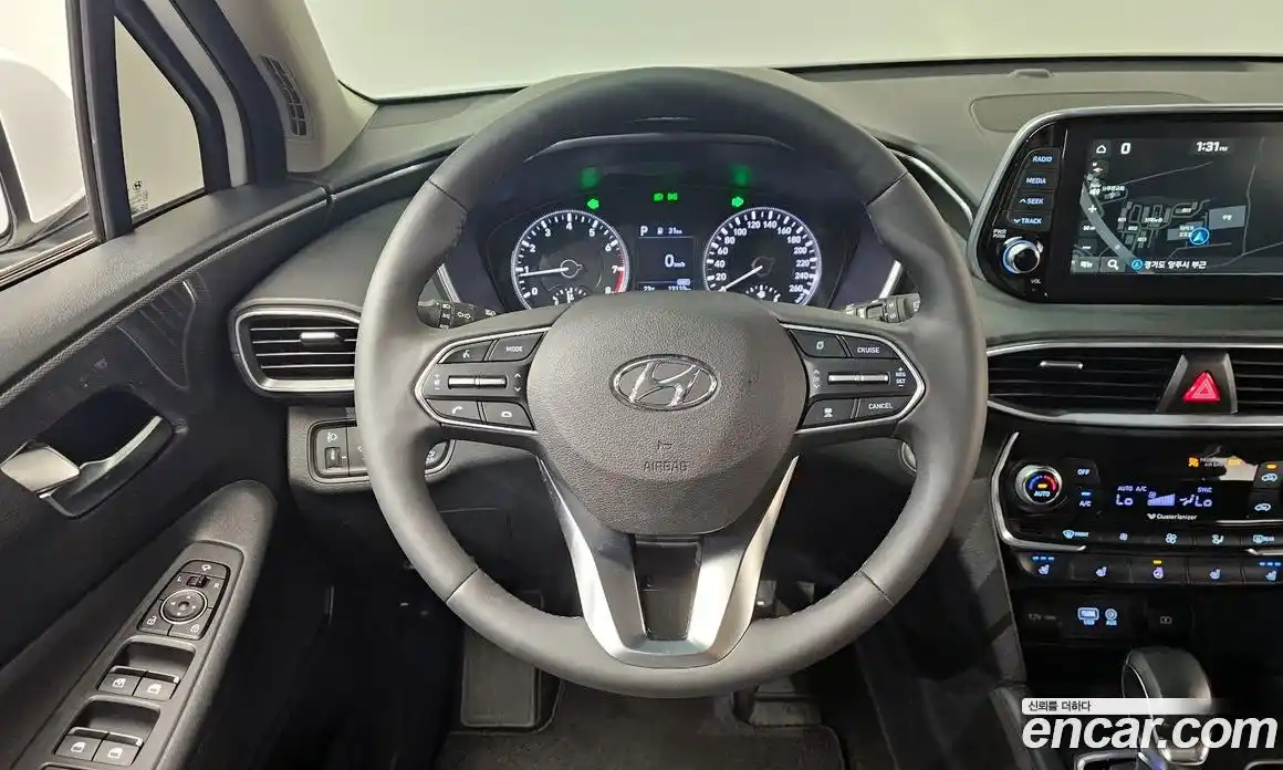 Hyundai Santa Fe 2019 2.0 гидро в Москве № 2049754, фото 19