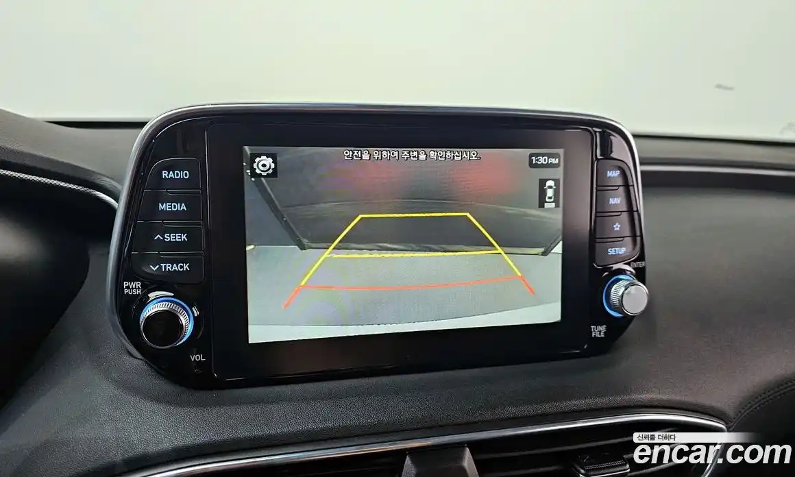 Hyundai Santa Fe 2019 2.0 гидро в Москве № 2049754, фото 21