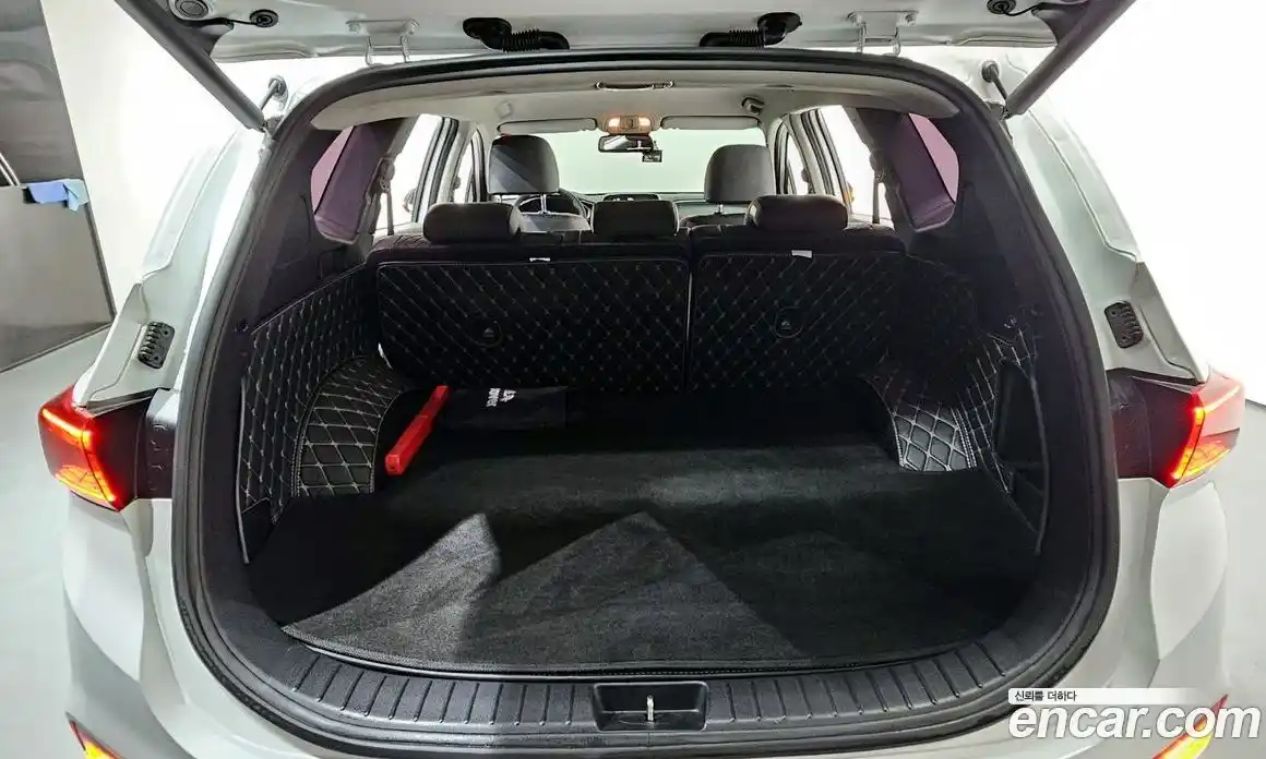 Hyundai Santa Fe 2019 2.0 гидро в Москве № 2049754, фото 30
