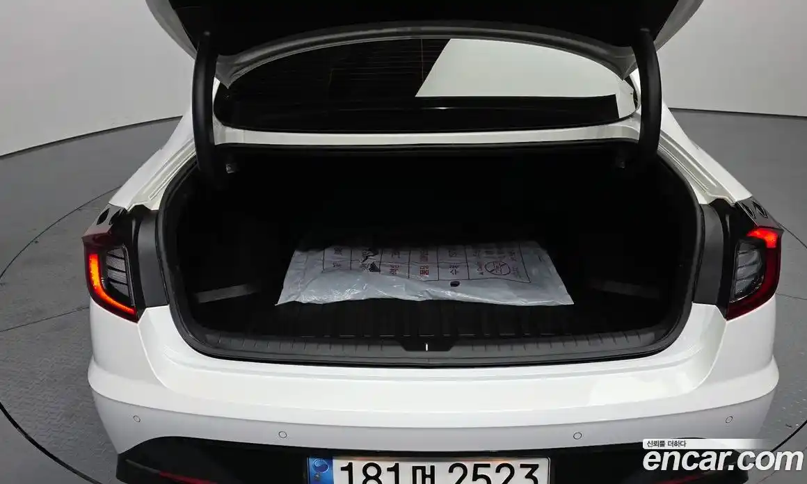 Hyundai Sonata 2022 2.5 гидро в Москве № 2049929, фото 26