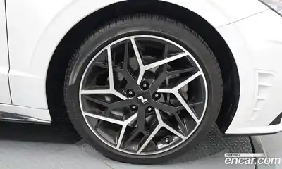 Hyundai Sonata 2022 2.5 гидро в Москве № 2049929, миниатюра 7
