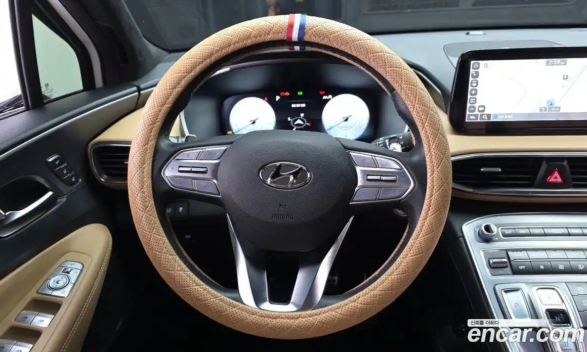 Hyundai Santa Fe 2022 2.5 гидро в Москве № 2049945, фото 19