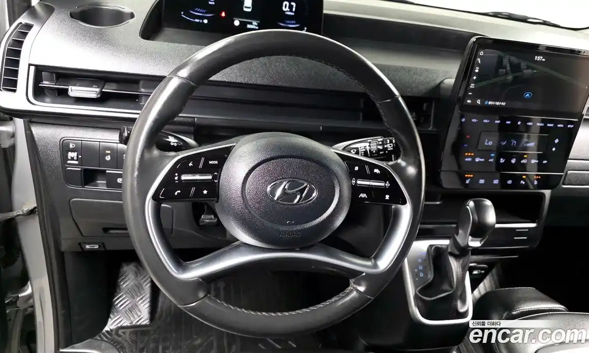 Hyundai Staria 2021 3.5 гидро в Москве № 2050156, фото 20