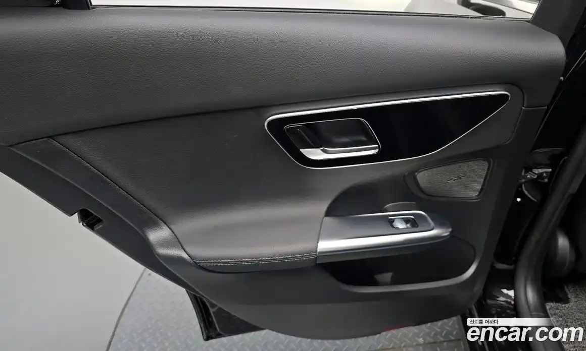Mercedes-Benz C-Class 2023 2.0 гидро в Москве № 2050535, фото 14
