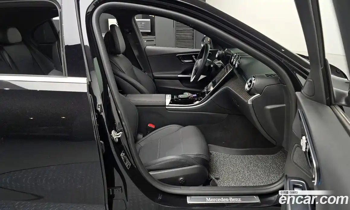 Mercedes-Benz C-Class 2023 2.0 гидро в Москве № 2050535, фото 16