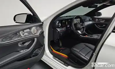 Mercedes-Benz E-Class 2023 2.0 гидро в Москве № 2050608, миниатюра 12