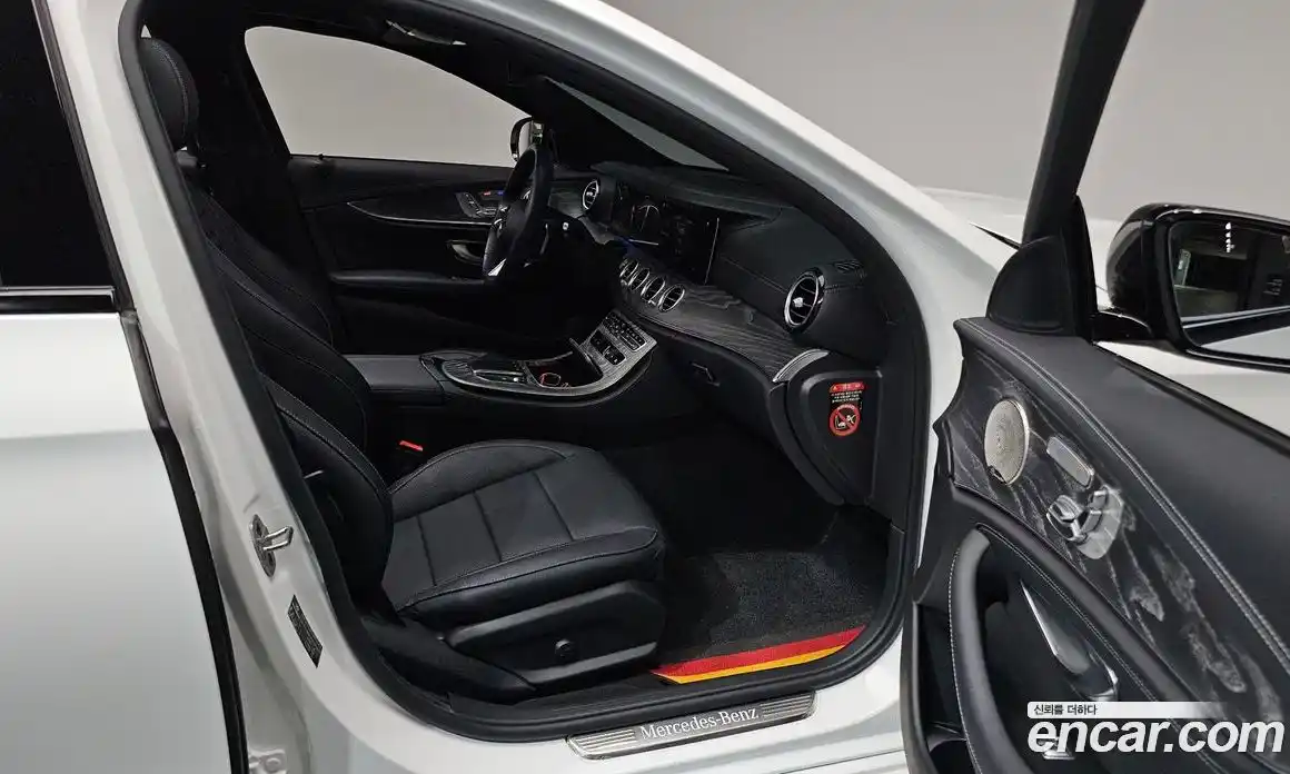 Mercedes-Benz E-Class 2023 2.0 гидро в Москве № 2050608, фото 15