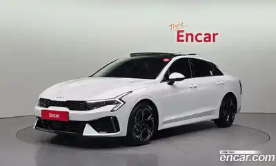Kia K5, 2025