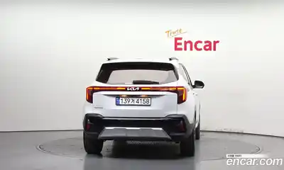 Kia Seltos 2024 1.6 гидро в Москве № 2050729, миниатюра 4