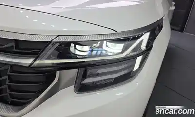 Kia Seltos 2024 1.6 гидро в Москве № 2050729, миниатюра 8