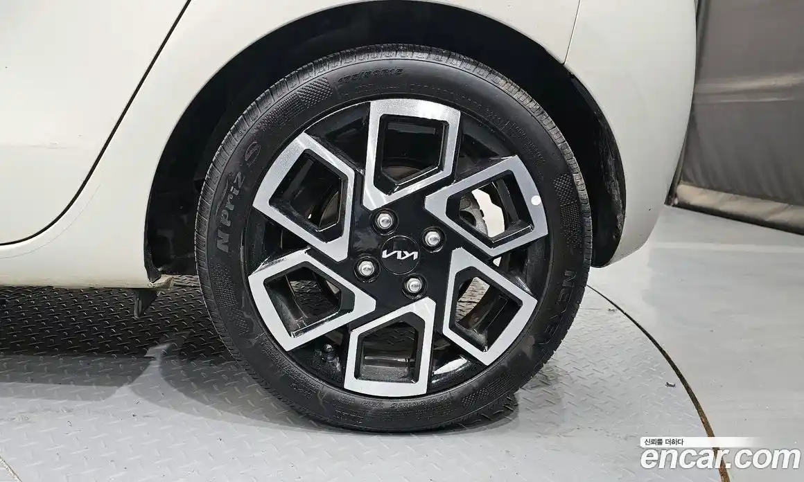 Kia Ray 2023 1.0 гидро в Москве № 2050741, фото 7
