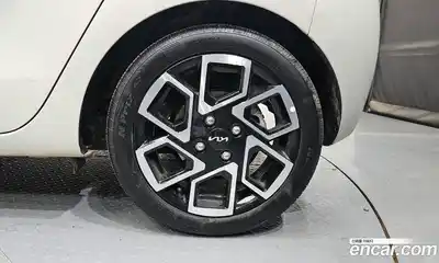 Kia Ray 2023 1.0 гидро в Москве № 2050741, миниатюра 7