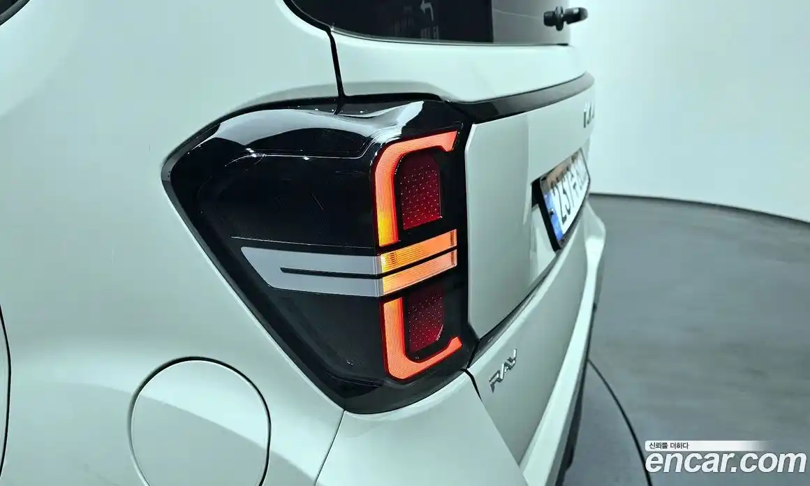 Kia Ray 2023 1.0 гидро в Москве № 2050741, фото 9