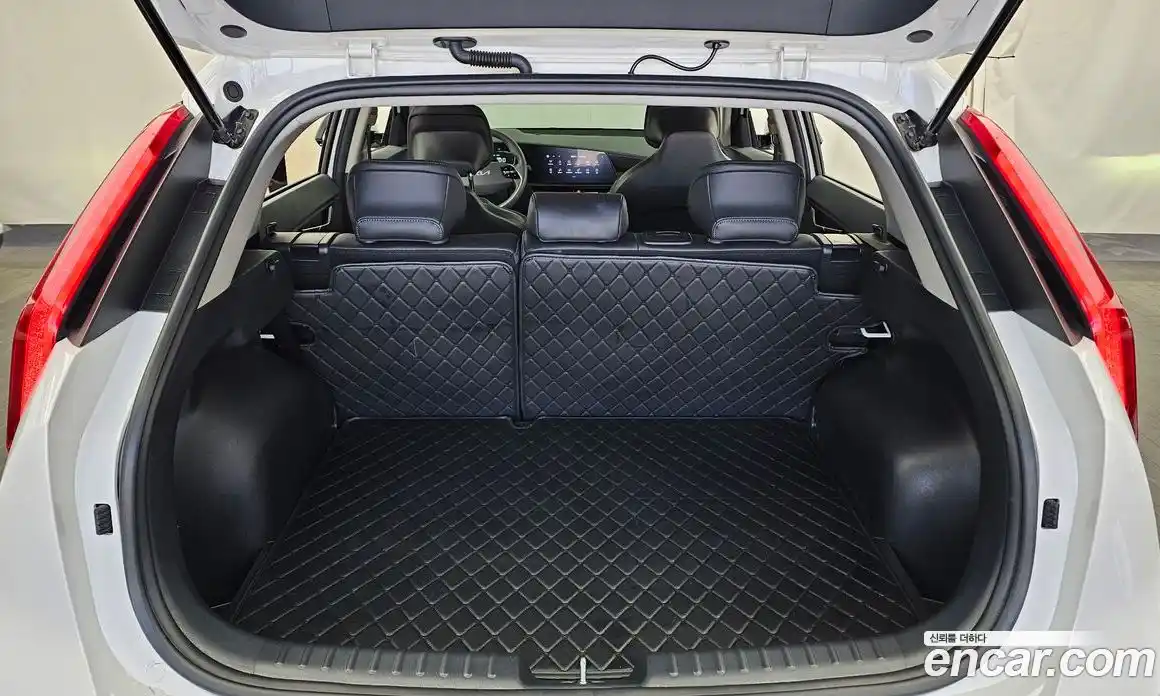 Kia Niro 2024 1.6 гидро в Москве № 2051130, фото 26