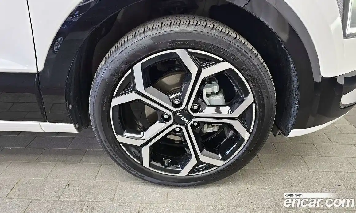 Kia Niro 2024 1.6 гидро в Москве № 2051130, фото 7