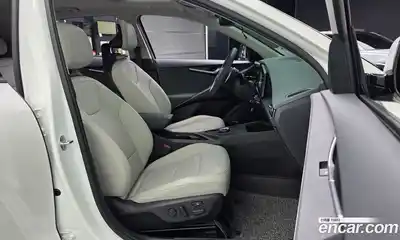 Kia Niro 2022 1.6 гидро в Москве № 2051277, миниатюра 11