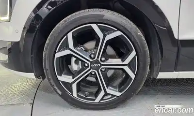 Kia Niro 2022 1.6 гидро в Москве № 2051277, миниатюра 5