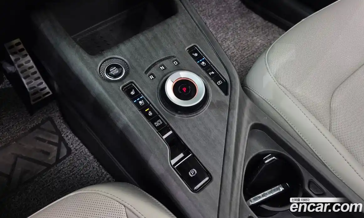 Kia Niro 2022 1.6 гидро в Москве № 2051277, фото 9