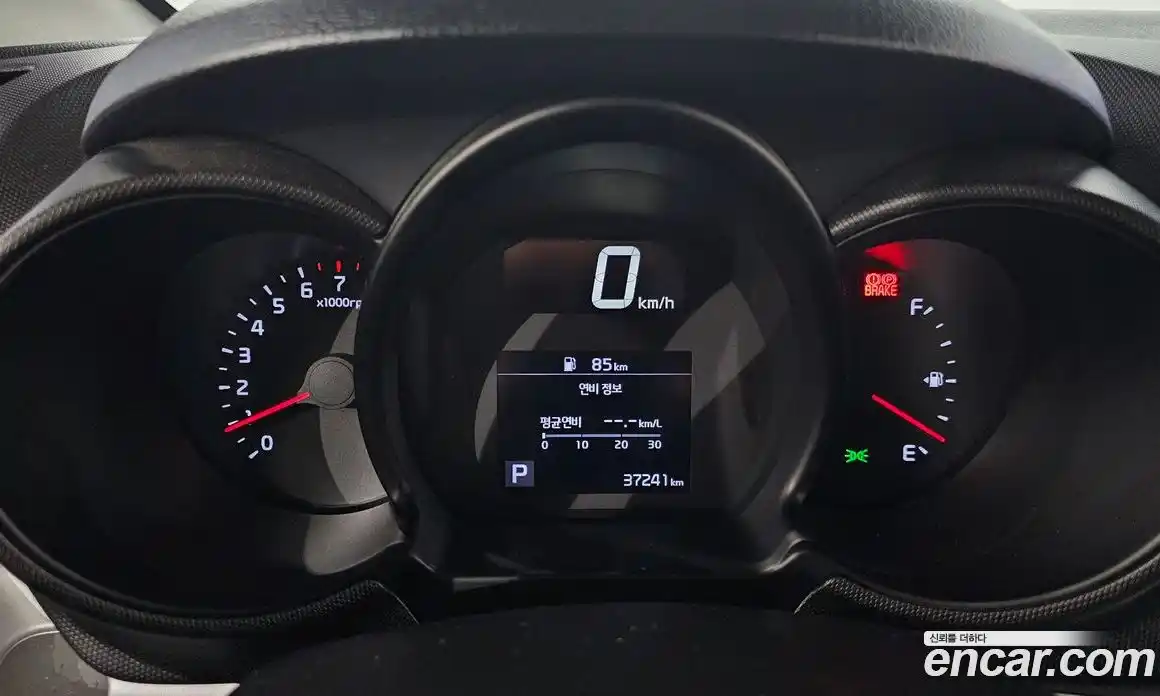 Kia Ray 2022 1.0 гидро в Москве № 2051358, фото 8