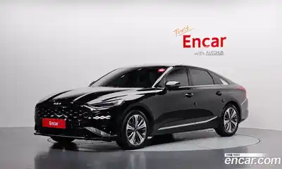 Kia K8 Signature