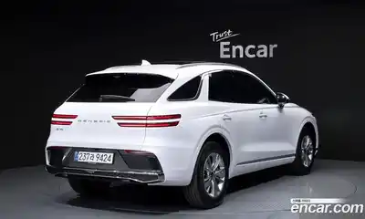 Genesis GV70 2025 2.5 гидро в Москве № 2051453, миниатюра 2