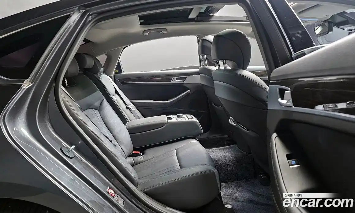 Genesis G80 2017 3.3 гидро в Москве № 2051580, фото 17