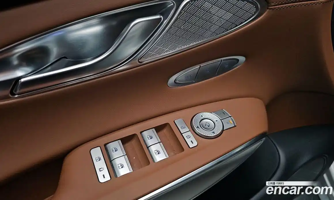Genesis GV70 2022 2.5 гидро в Москве № 2051700, фото 28