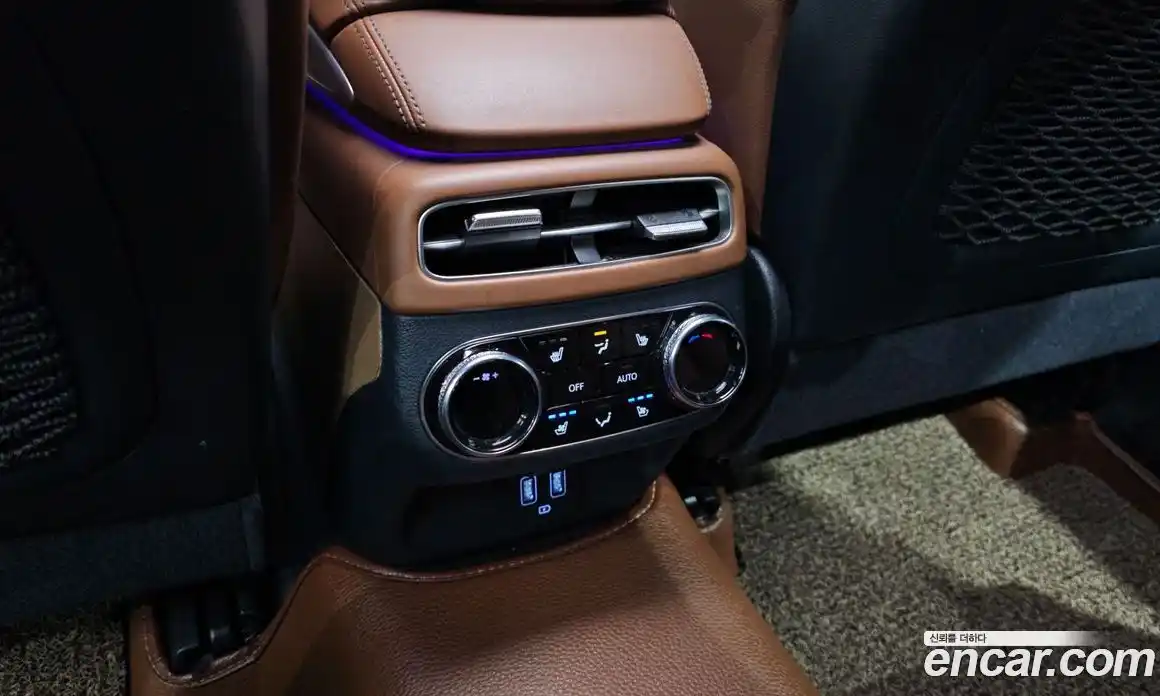 Genesis GV70 2021 2.5 гидро в Москве № 2051769, фото 25