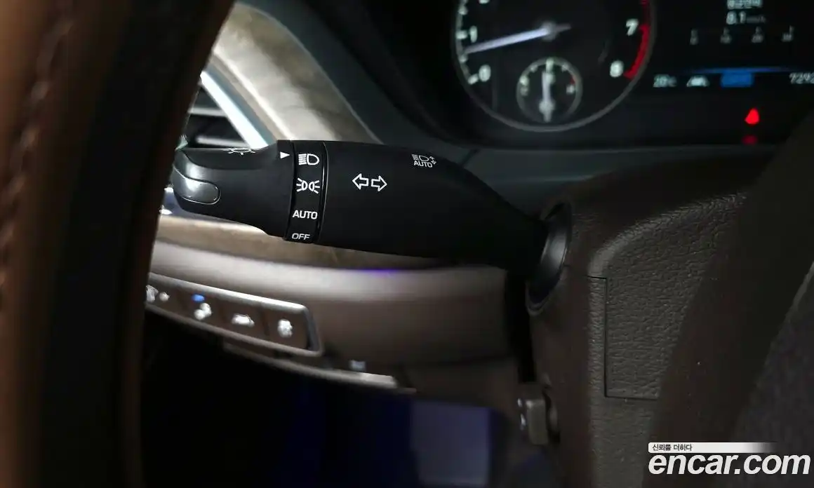 Genesis G90 2019 3.8 гидро в Москве № 2051780, фото 28