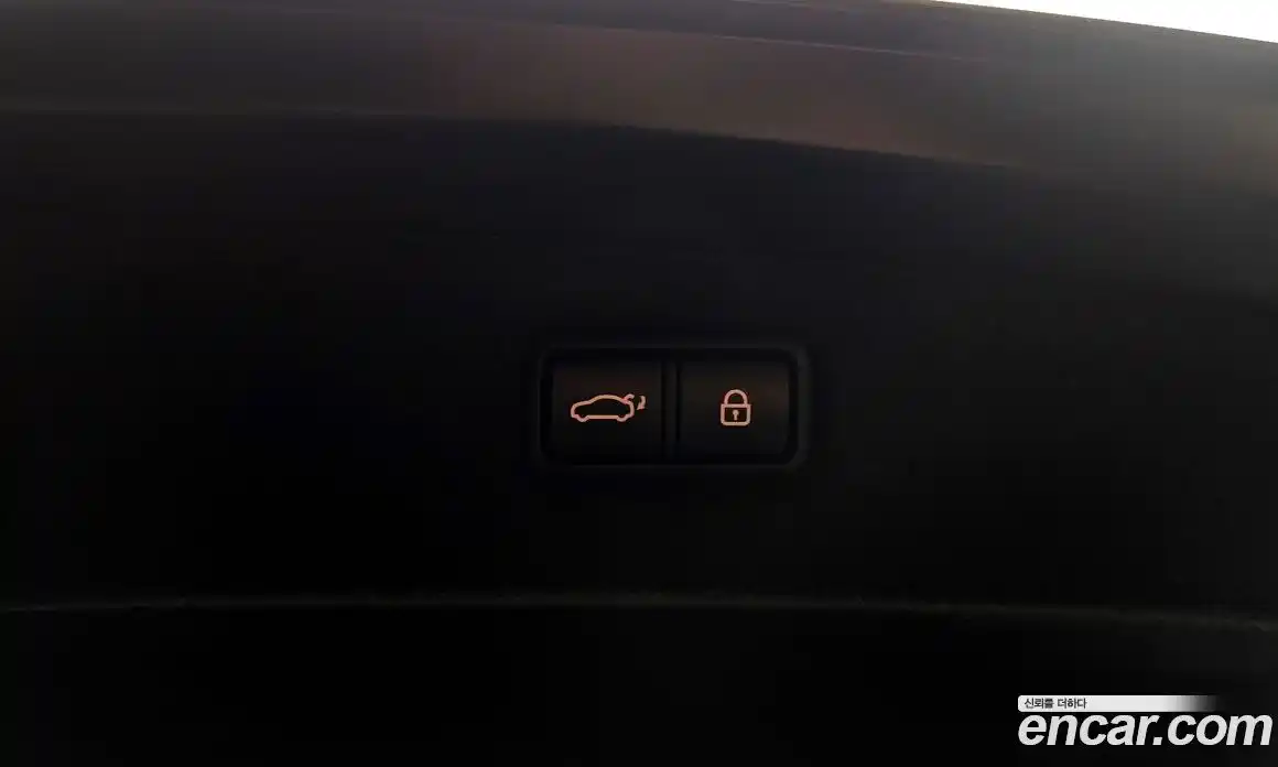 Genesis G90 2019 3.8 гидро в Москве № 2051780, фото 30