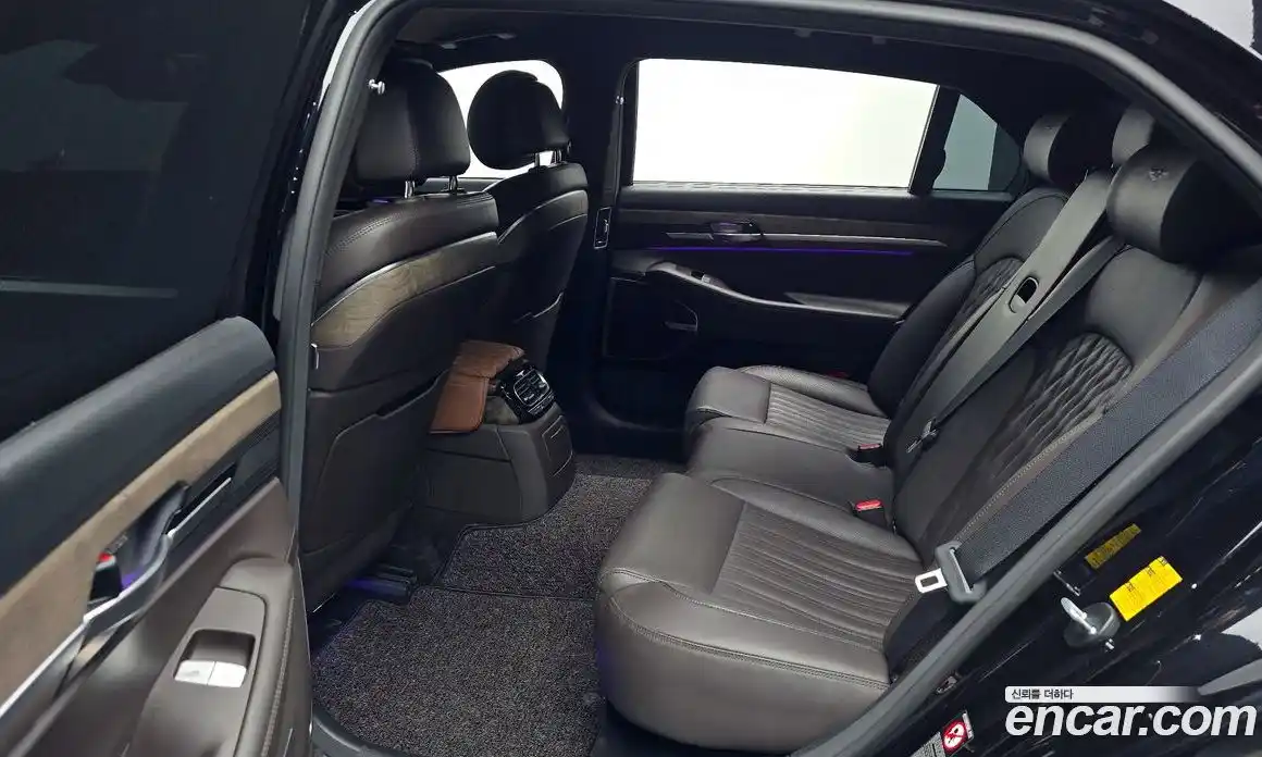 Genesis G90 2019 3.8 гидро в Москве № 2051780, фото 31