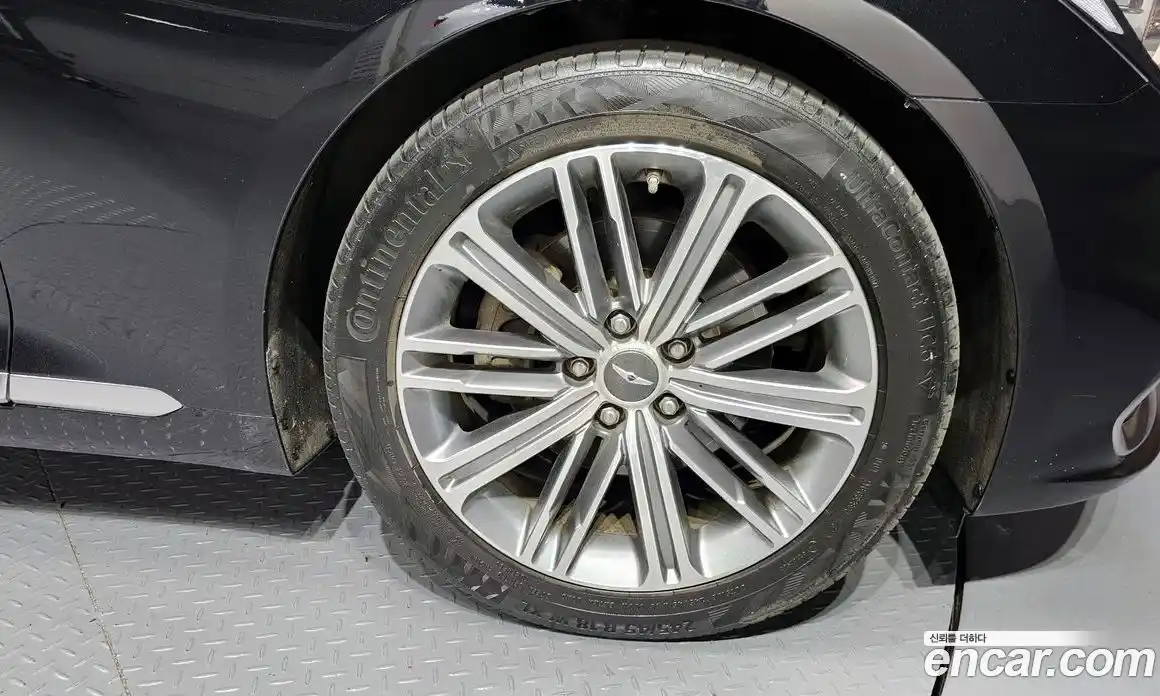 Genesis G80 2017 3.3 гидро в Москве № 2051861, фото 7