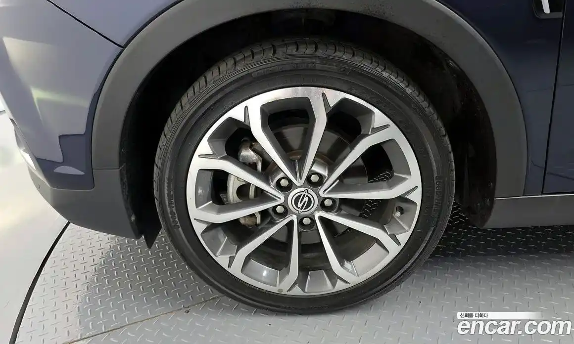 SsangYong TIBOLI 2018 1.6 гидро в Москве № 2052217, фото 5