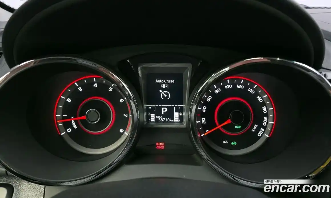 SsangYong TIBOLI 2018 1.6 гидро в Москве № 2052217, фото 8