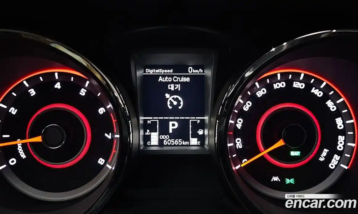 SsangYong TIBOLI 2018 1.6 гидро в Москве № 2052236, фото 8