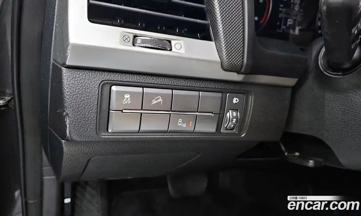 SsangYong Rexton 2018 2.2 гидро в Москве № 2052311, фото 23