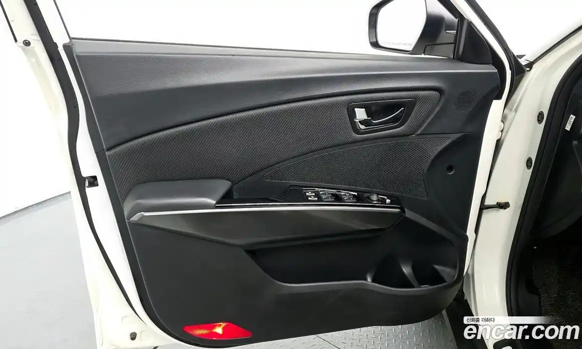 SsangYong TIBOLI 2020 1.5 гидро в Москве № 2052363, фото 14