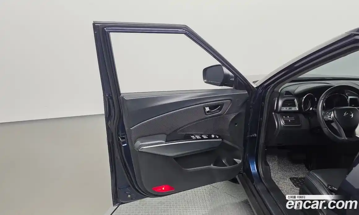 SsangYong TIBOLI 2019 1.6 гидро в Москве № 2052457, фото 14