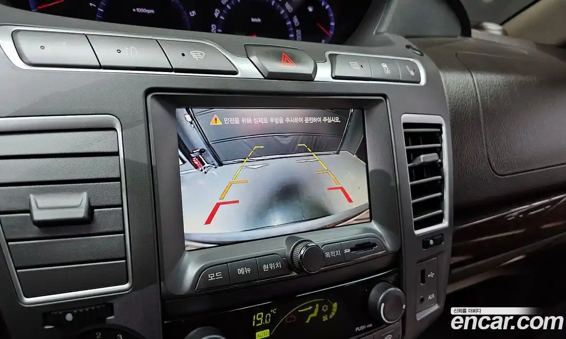 SsangYong Korando 2015 2.0 гидро в Москве № 2052698, фото 20