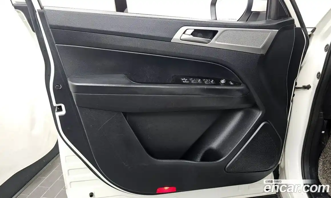 SsangYong Rexton 2019 2.2 гидро в Москве № 2052707, фото 14