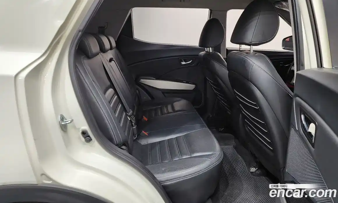 SsangYong TIBOLI 2015 1.6 гидро в Москве № 2052716, фото 11