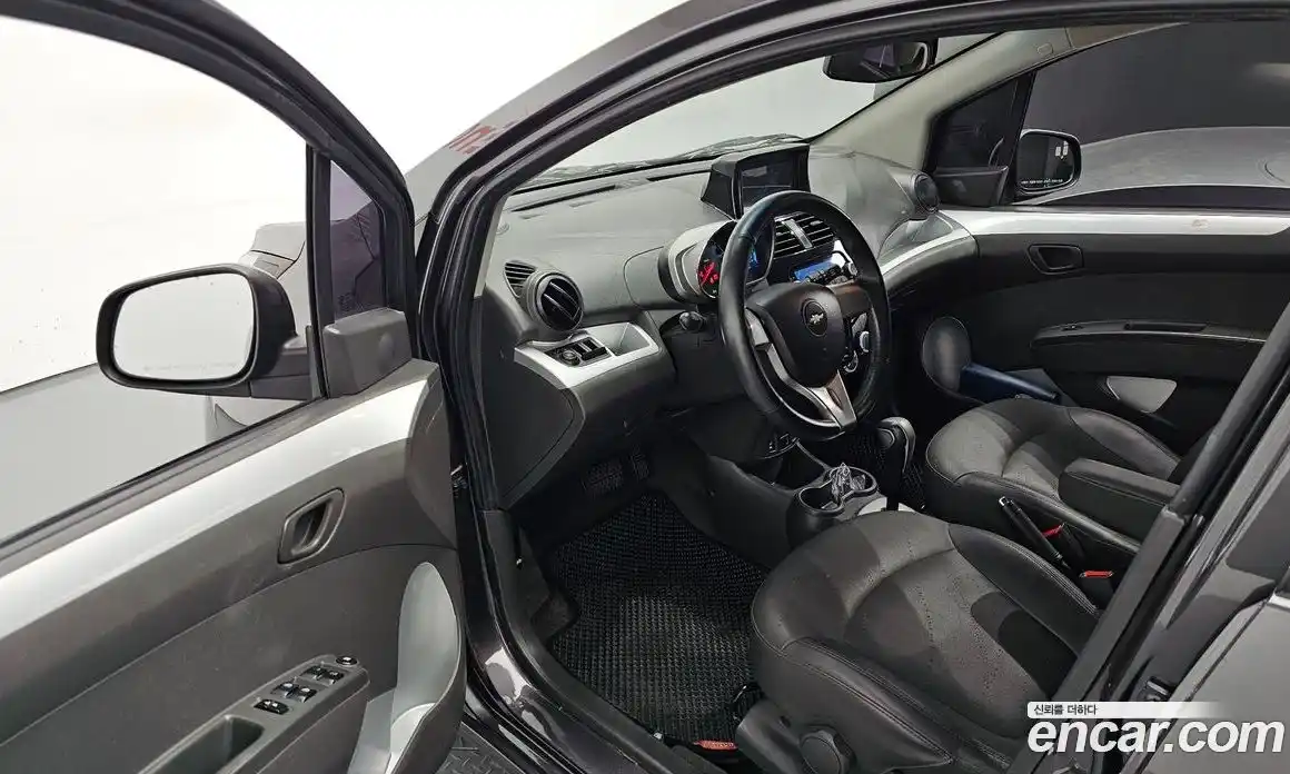 Chevrolet Spark 2015 1.0 гидро в Москве № 2052941, фото 13