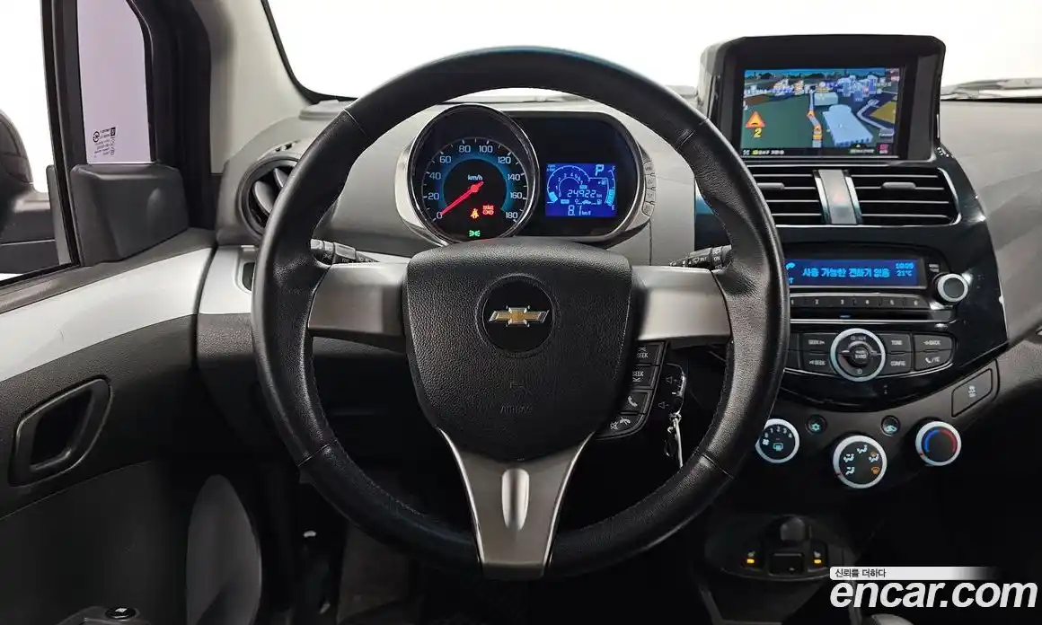 Chevrolet Spark 2015 1.0 гидро в Москве № 2052941, фото 19