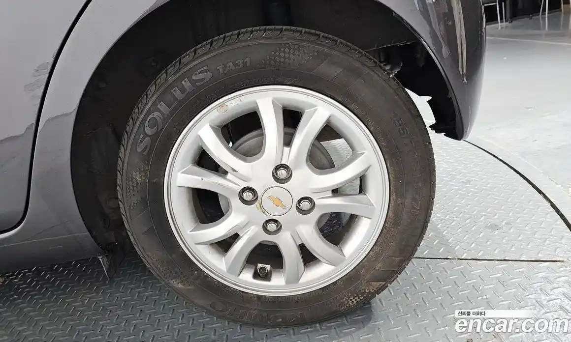 Chevrolet Spark 2015 1.0 гидро в Москве № 2052941, фото 7