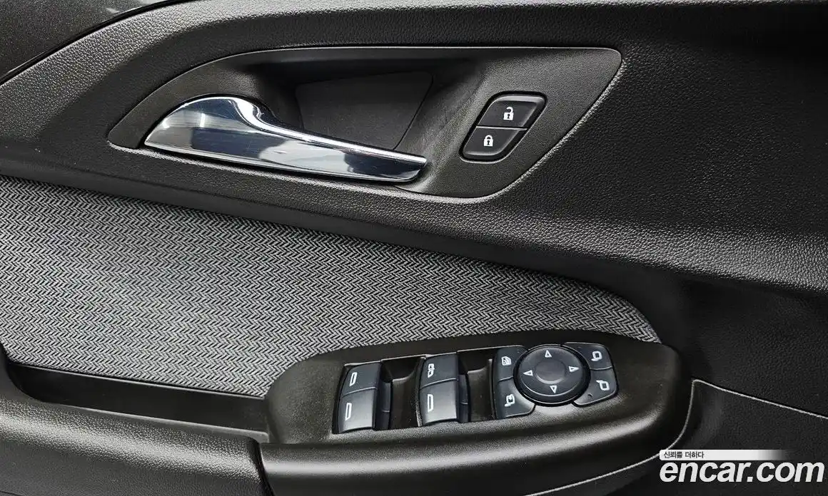Chevrolet TrailBlazer 2022 1.3 гидро в Москве № 2052945, фото 27