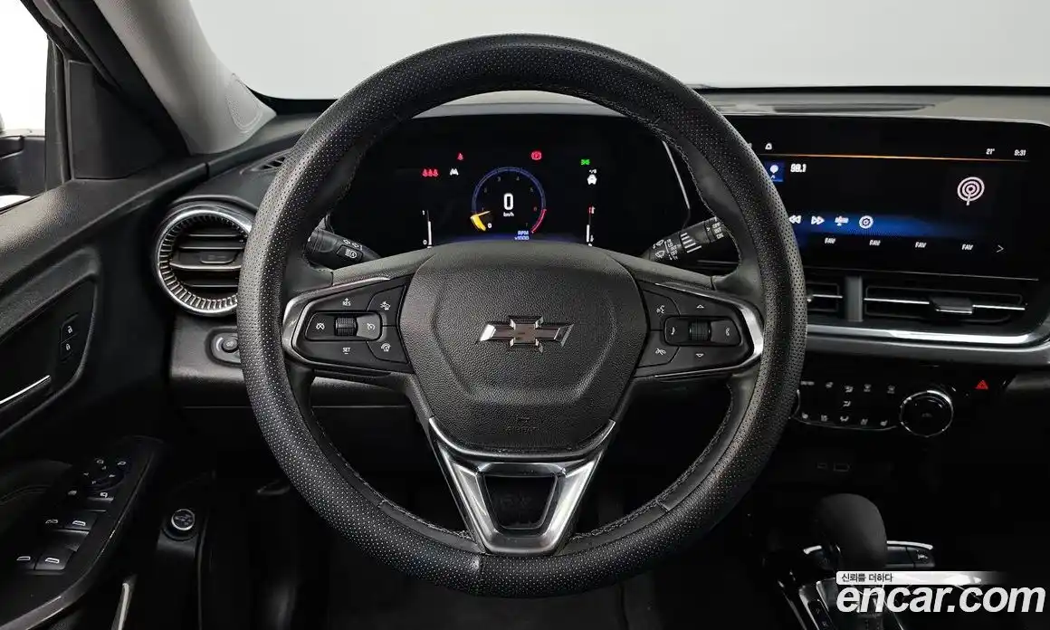 Chevrolet Trax 2023 1.2 гидро в Москве № 2053008, фото 17