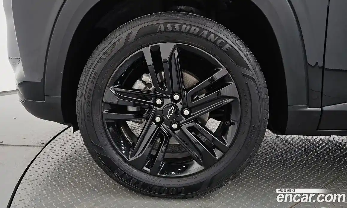 Chevrolet Trax 2023 1.2 гидро в Москве № 2053008, фото 4