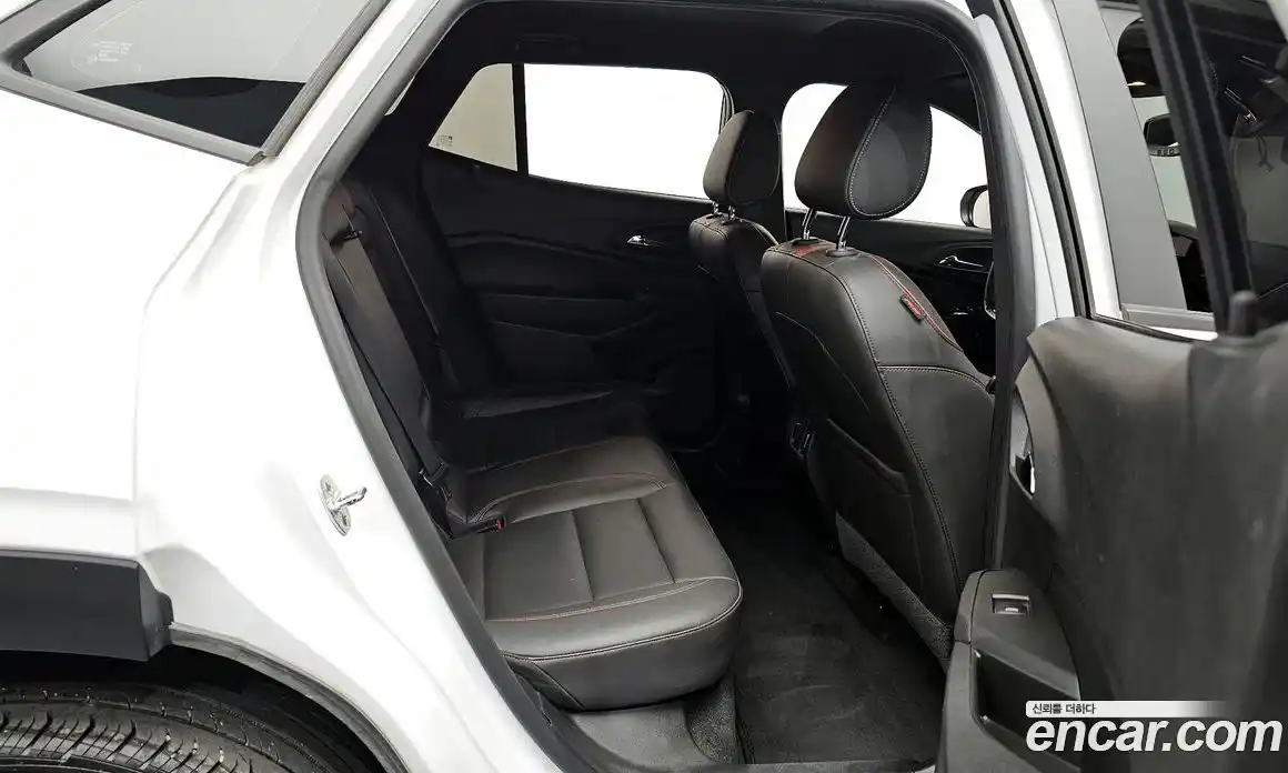 Chevrolet Trax 2023 1.2 гидро в Москве № 2053354, фото 17